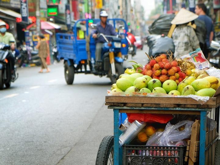 Tận dụng 